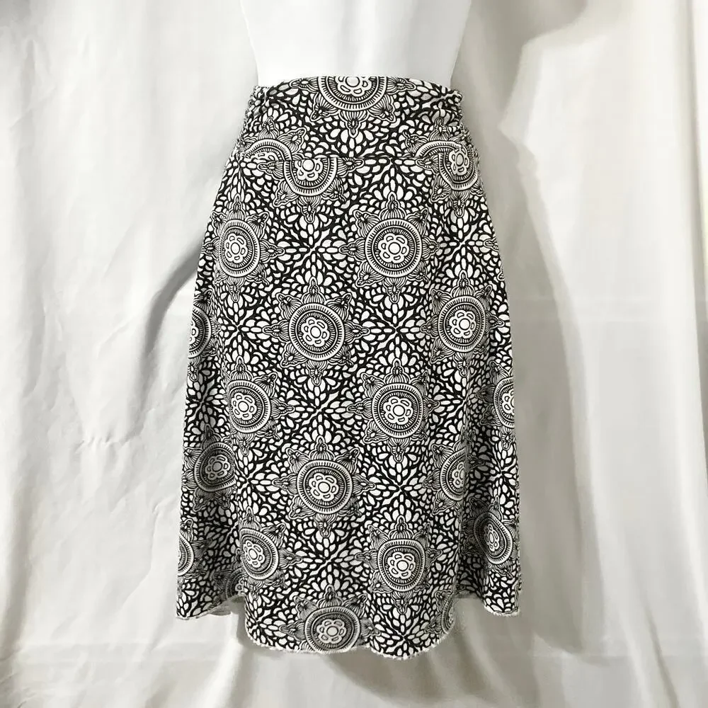 Tranquility Colorado Clothing Women's Large Abstract Print Athleisure Skirt - Picture 2 of 8